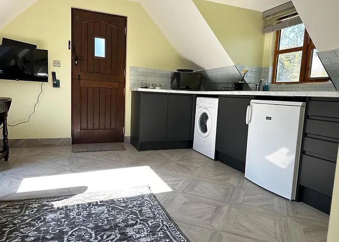 Forest Studio Apartment Gated Parking On 2 Acres Garden