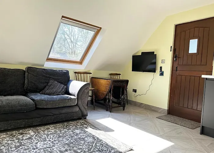Forest Studio Apartment Gated Parking On 2 Acres Garden