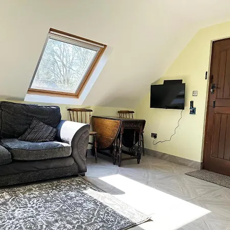 Forest Studio Apartment Gated Parking On 2 Acres Garden Chislehurst Exterior photo
